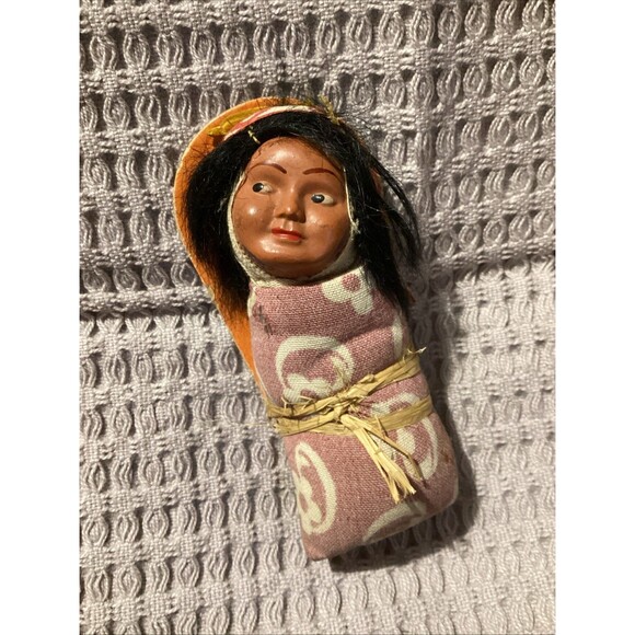 Native American Baby Doll Papoose Reservation Souvenir Skookum Handmade - Picture 1 of 8